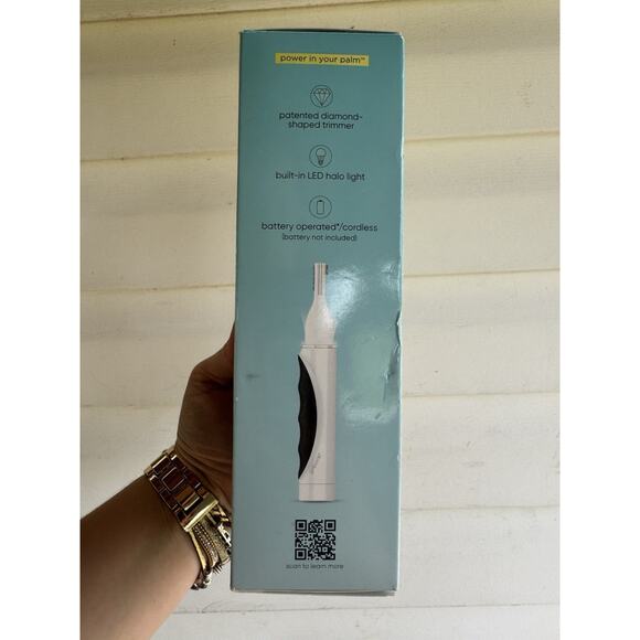 NEW Conair GIRLBOMB Nose Face Brow Trimmer Set for Women Battery Operated White - Picture 3 of 5